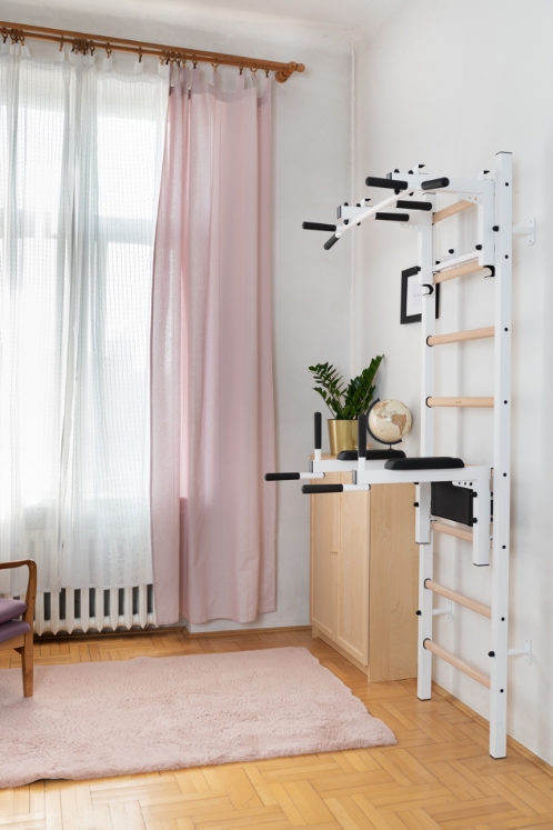Poza cu Spalier BenchK 232W, cu bara de tractiuni convertibila si 6 manere