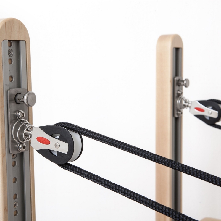 Poza cu Reformer Pilates Elite Profesional – Performanță Premium pentru Studiouri Pilates