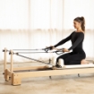 Poza cu Reformer Pilates Lignum Premium – Pentru Acasă și Studiouri Pilates