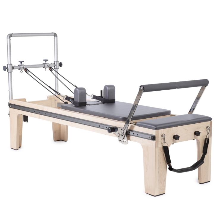 Poza cu Reformer Pilates Physio Master Instructor – Profesional pentru Recuperare și Fizioterapie