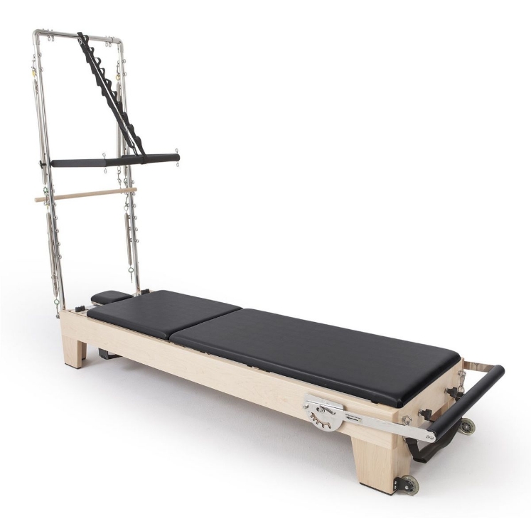 Poza cu Reformer Pilates Elite din Lemn cu Turn Profesional – Premium pentru Studiouri și Recuperare