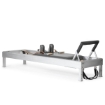 Poza cu Reformer Pilates Classic Profesional – Design Clasic pentru Studiouri Pilates