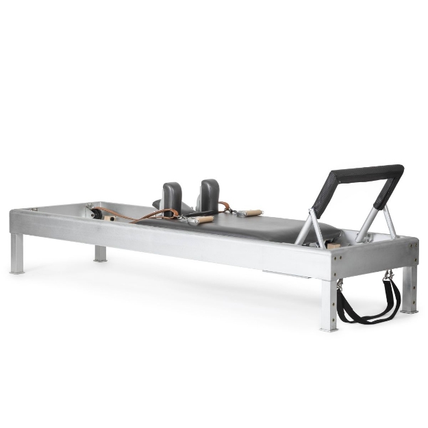 Poza cu Reformer Pilates Classic Profesional – Design Clasic pentru Studiouri Pilates