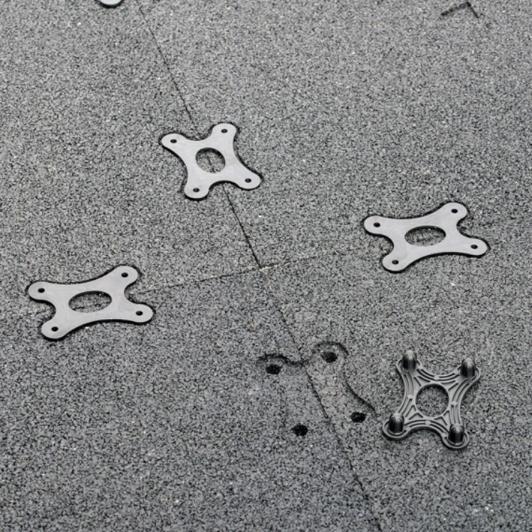 Poza cu Gymfloor Rubber Tile System - Verbinder-Frog - Conector plastic pentru plăci
