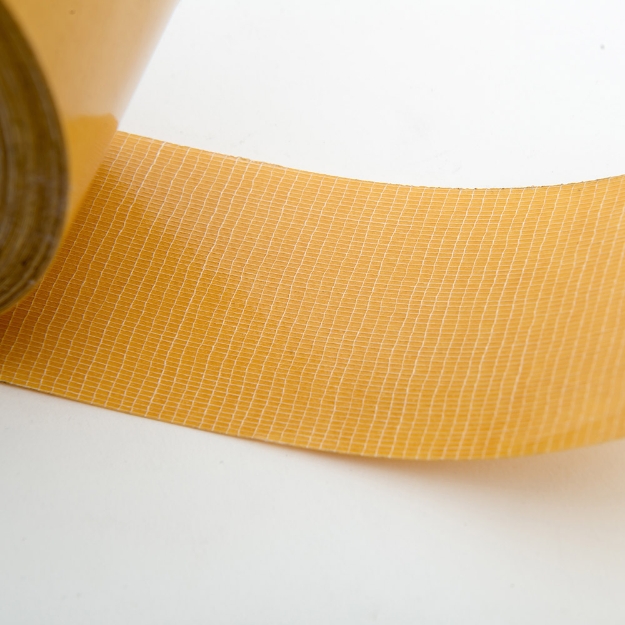 Poza cu Grip Tape Bandă adezivă dublu adezivă 25m x 50mm - extra rezistentă