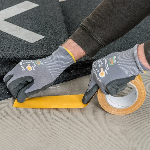 Poza cu Grip Tape Bandă adezivă dublu adezivă 25m x 50mm - extra rezistentă