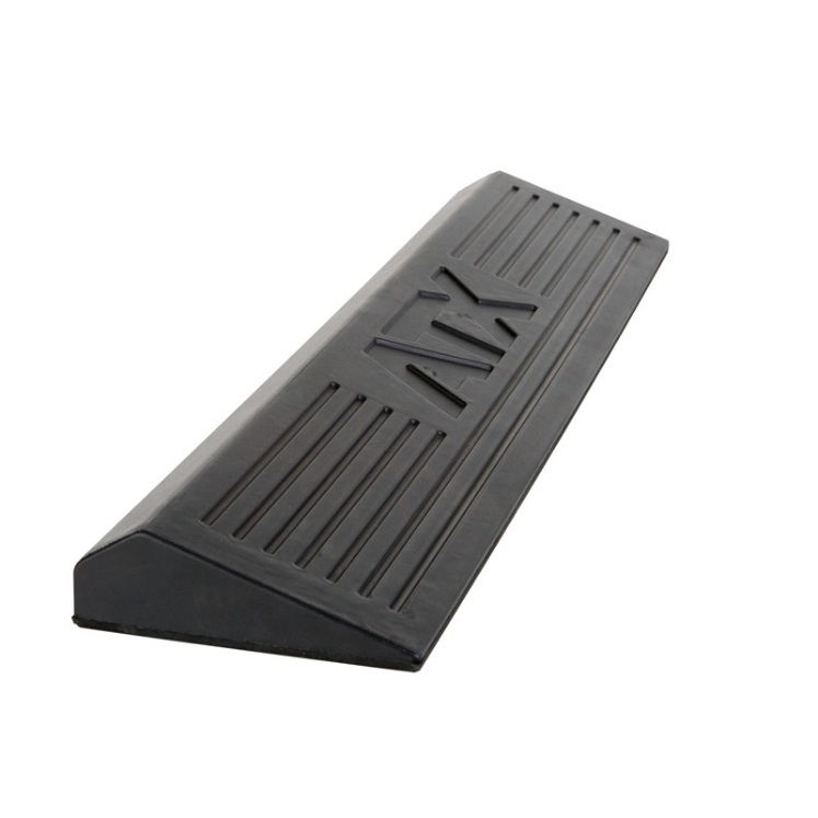 Poza cu Bloc Profesional pentru Genuflexiuni și Ridicări pe Vârfuri ATX® – Squat & Calf Block