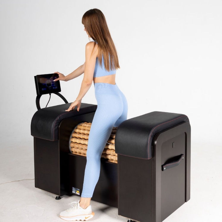 Poza cu RollStar Mini – Aparat pentru drenaj limfatic și remodelare corporală