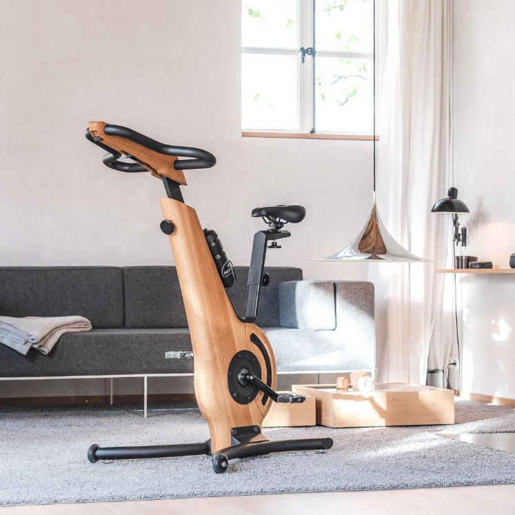 Poza cu NOHRD Bike – Bicicletă fitness premium din lemn masiv