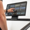 Poza cu NOHRD Sprintbok Pro – Bandă de alergare curbată din lemn masiv cu ecran tactil