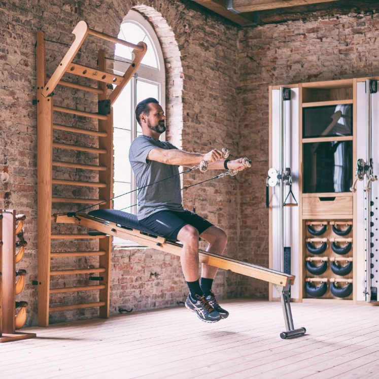 Poza cu NOHRD WallBars – Spalier fitness din lemn cu 14 bare